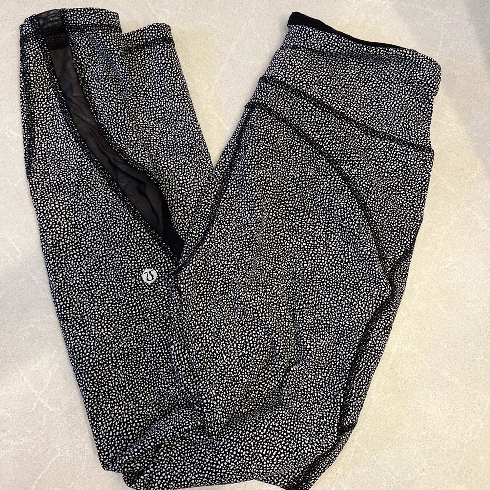 Lululemon leggings, size 4